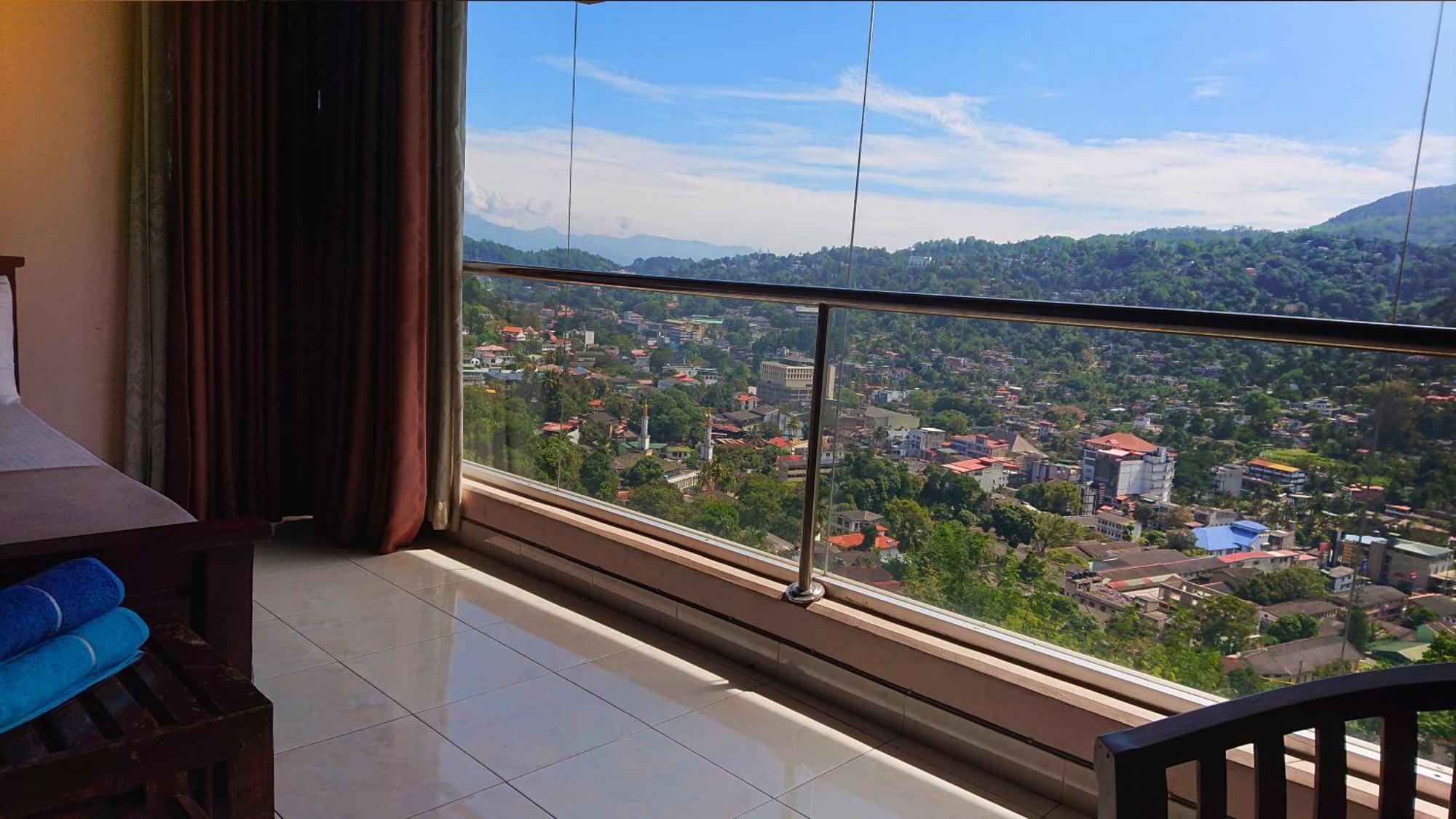 Sky Valley Hotel Kandy Exterior foto